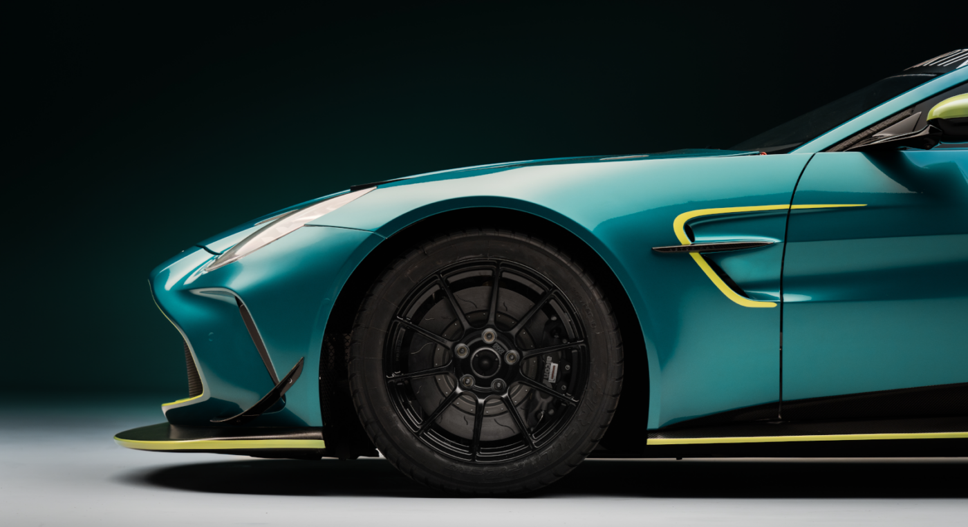 Aston Martin Vantage GT4  Obrázok 12