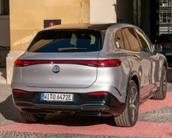 Mercedes otestuje nové keramické batérie ProLogium