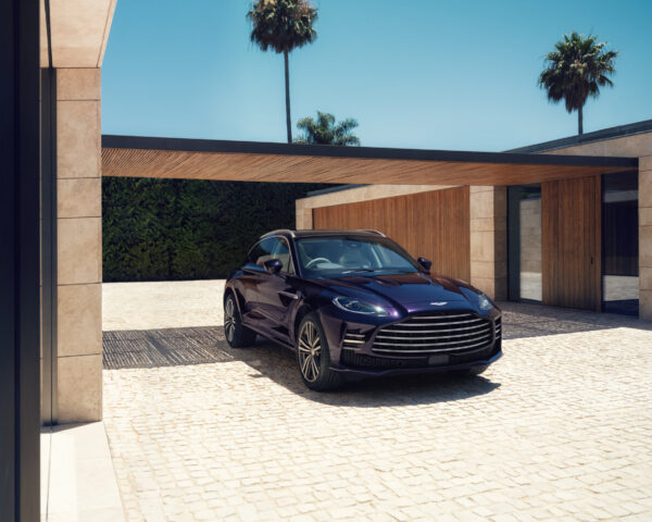 Aston Martin DBX GT spojil 727 koní s pohodlnejším podvozkom